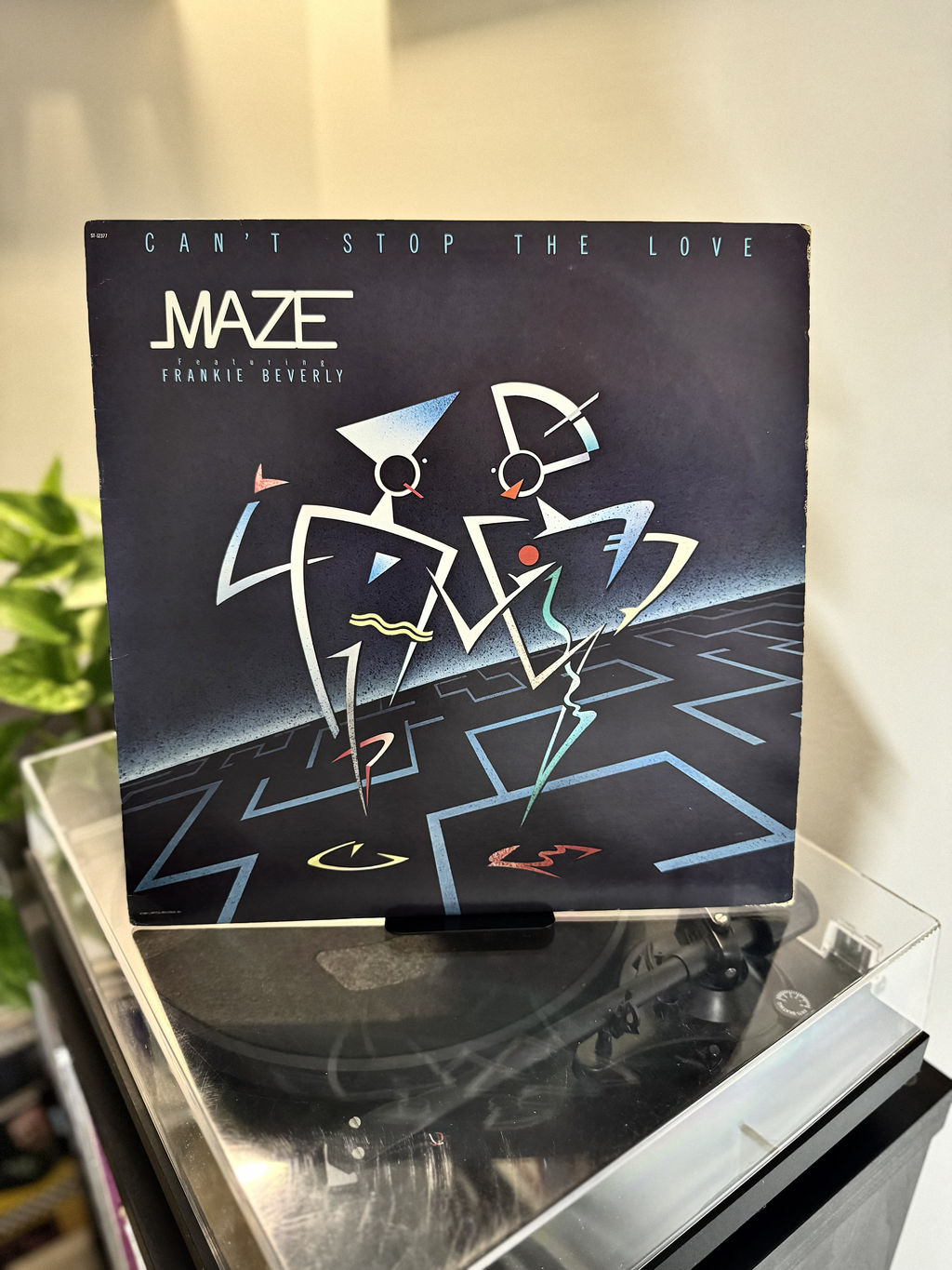 Maze Featuring Frankie Beverly - Can't Stop the Love